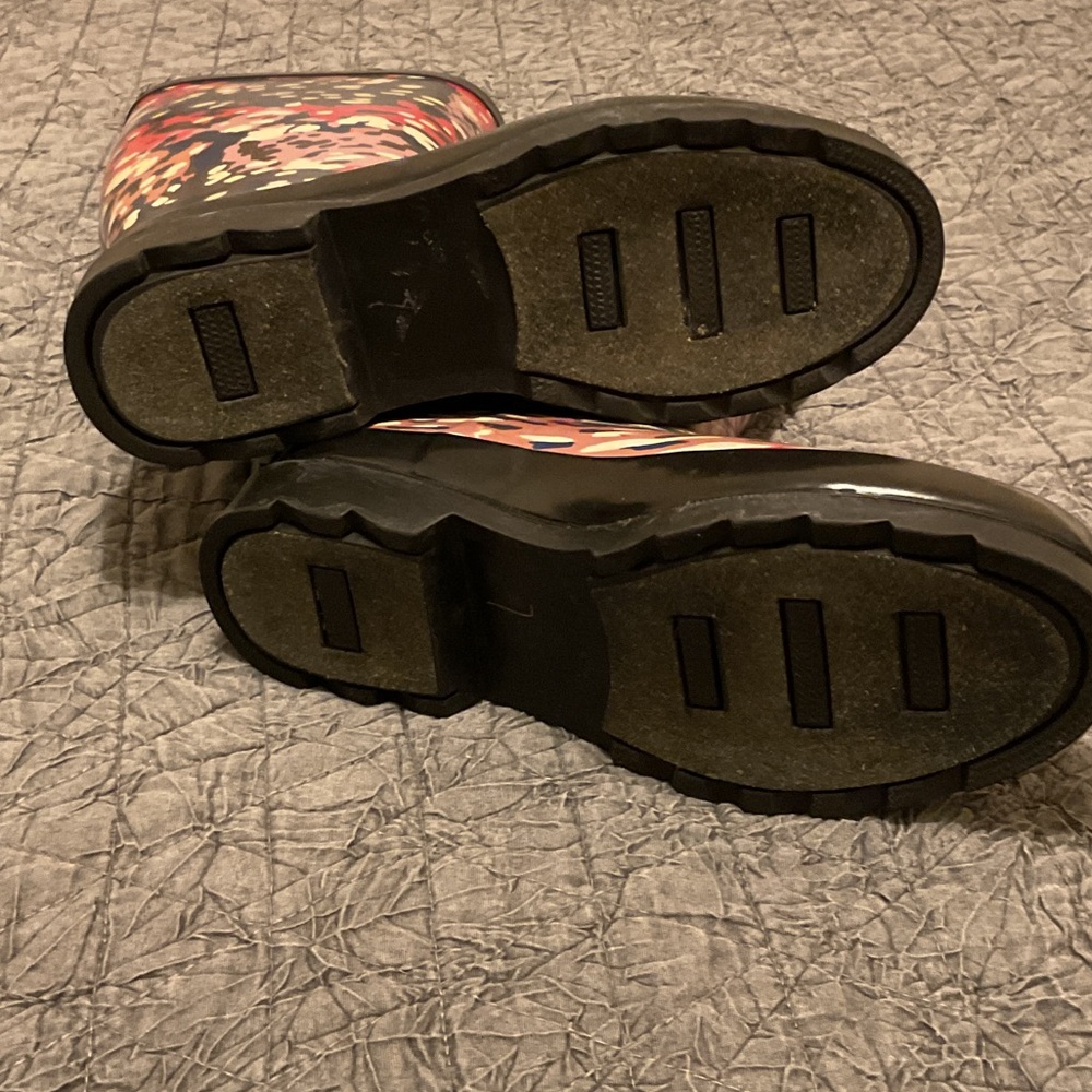 Colorful Patterned Rain Boots - Picture 6 of 10